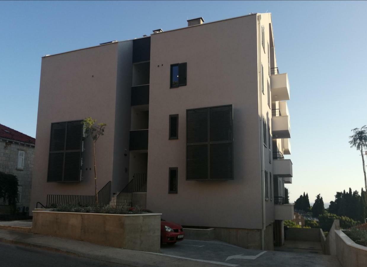 Apartment Regina Dubrovnik - Free Parking Dış mekan fotoğraf